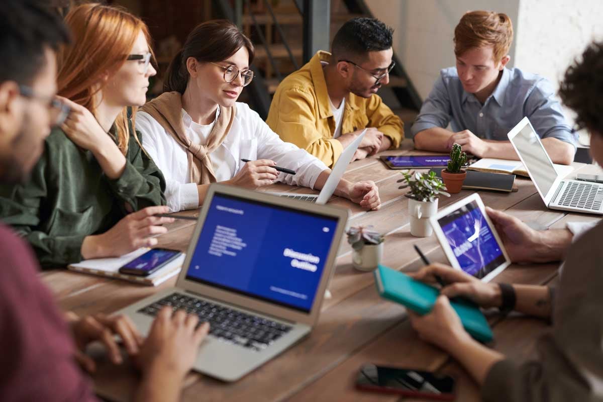 wireless devices being used in a meeting